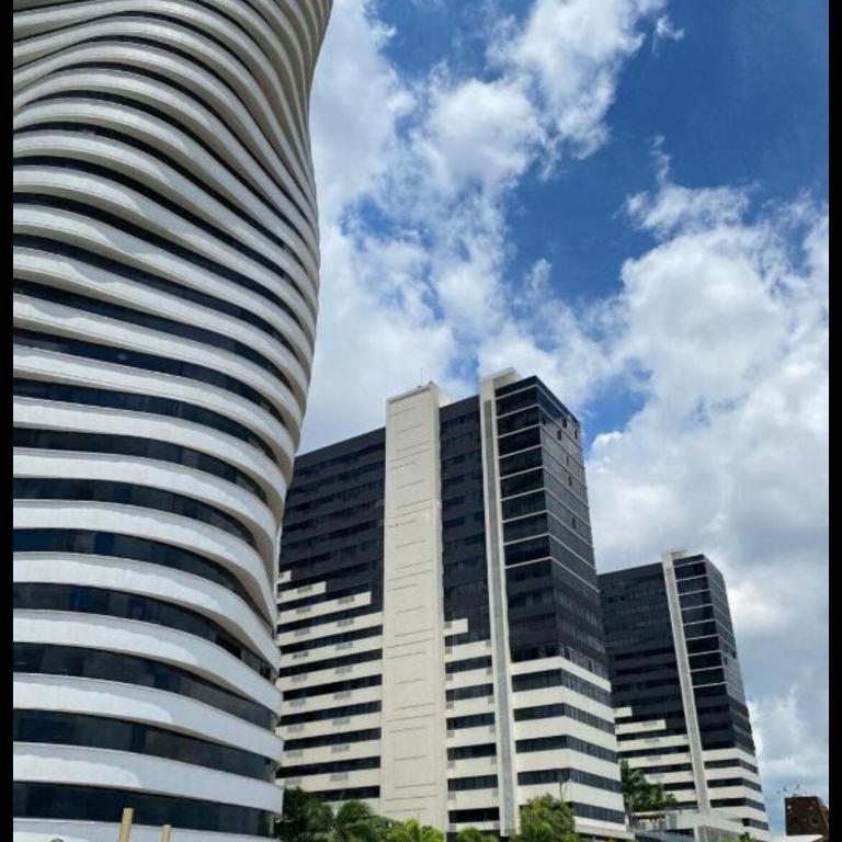 Bright Corner Condo in Bellini - Two-Bedroom Apartment - 2