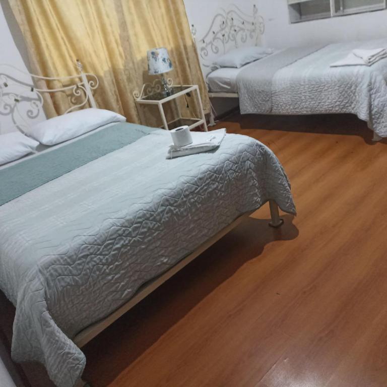 Hostal Huapry - Triple Room - 1