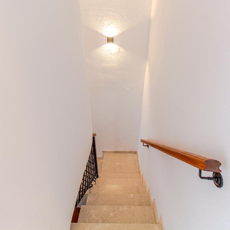 RentitSpain - Marbella 22 - Experiencia Única a Metros de la Playa - Apartamento de 2 dormitorios con balcón - 12