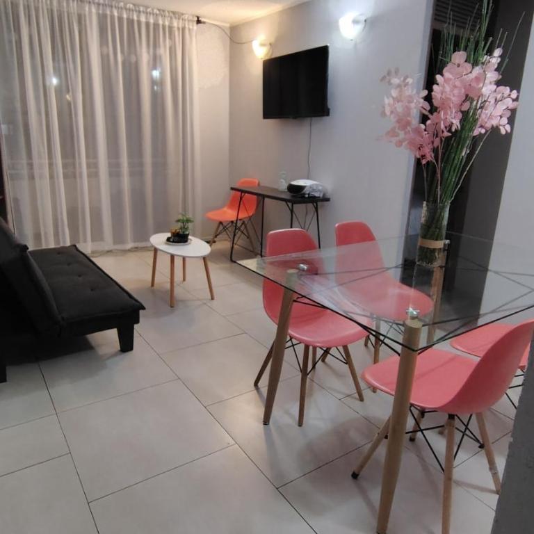 Departamento central 3D 1b estacionamiento factura - Three-Bedroom Apartment - 13