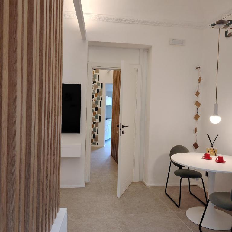 Cappuccetto Rosso Sweet Apartment Palermo - Two-Bedroom Apartment - 2