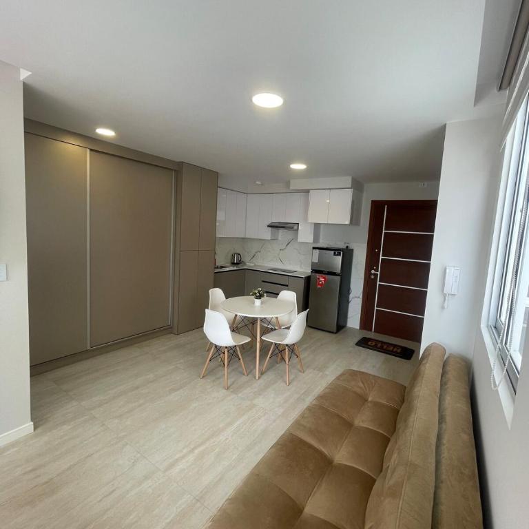 Hermoso Monoambiente en piso 16 - One-Bedroom Apartment - 3