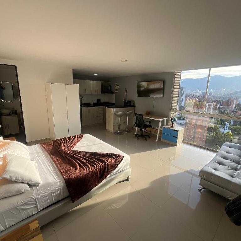 Loft en Medellin El Poblado Vista espectacular - One-Bedroom Apartment - 1