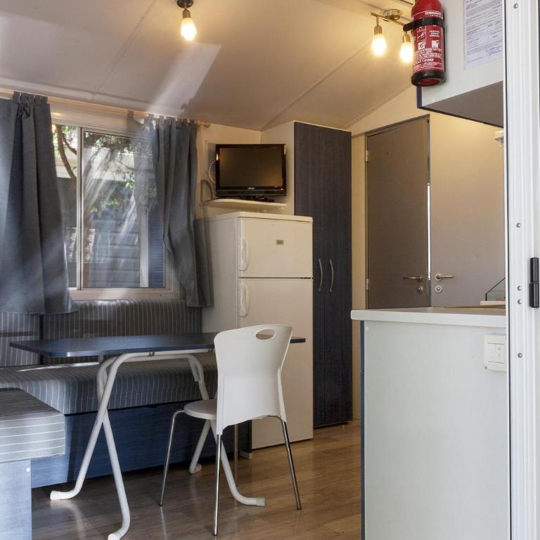 Camping Village Cavallino - Casa Mobile Superior con 2 Camere da Letto (4 Adulti) - 4