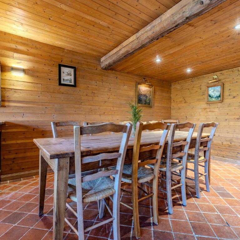 Appartement 8 personnes dans chalet privé, piscine, ski in - Appartement Premium 5 Chambres - 13