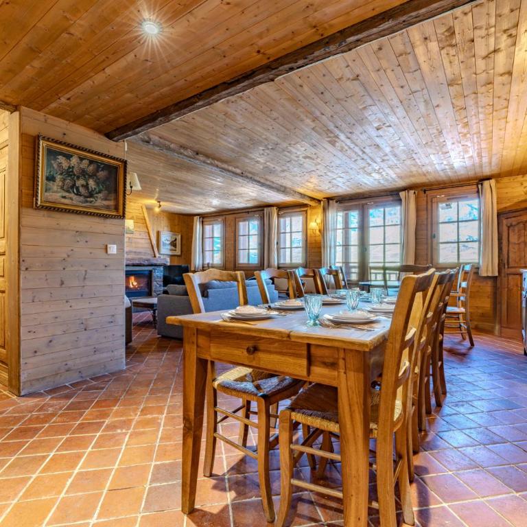 Appartement 8 personnes dans chalet privé, piscine, ski in - Appartement Premium 5 Chambres - 16