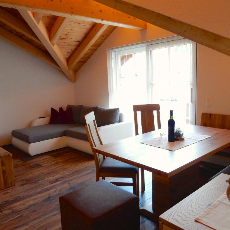 Ferienwohnung Kirchschlager Zirbenholz & ruhige Lage im Ausseerland - Apartamento de 1 dormitorio - 7
