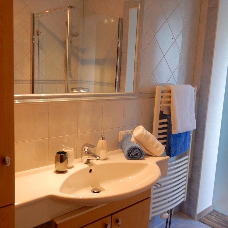 Ferienwohnung Kirchschlager Zirbenholz & ruhige Lage im Ausseerland - Apartamento de 1 dormitorio - 19