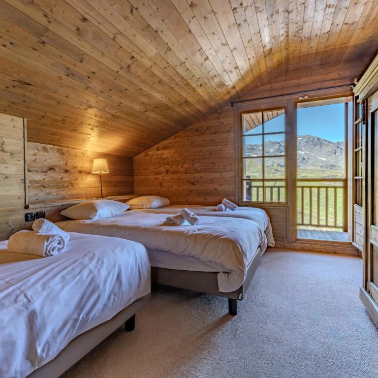 Appartement 8 personnes dans chalet privé, piscine, ski in - Appartement Premium 5 Chambres - 32