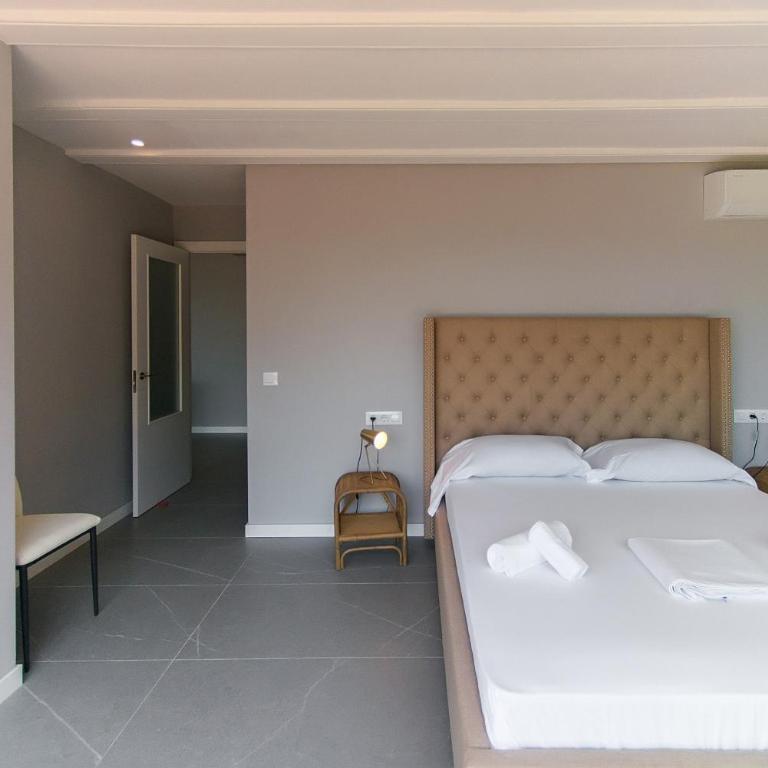 WELCS APARTAMENTO 282 EMP en villa con piscina compartida - Villa - 20