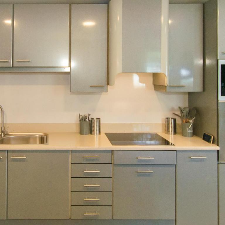 WELCS APARTAMENTO 282 EMP en villa con piscina compartida - Villa - 35