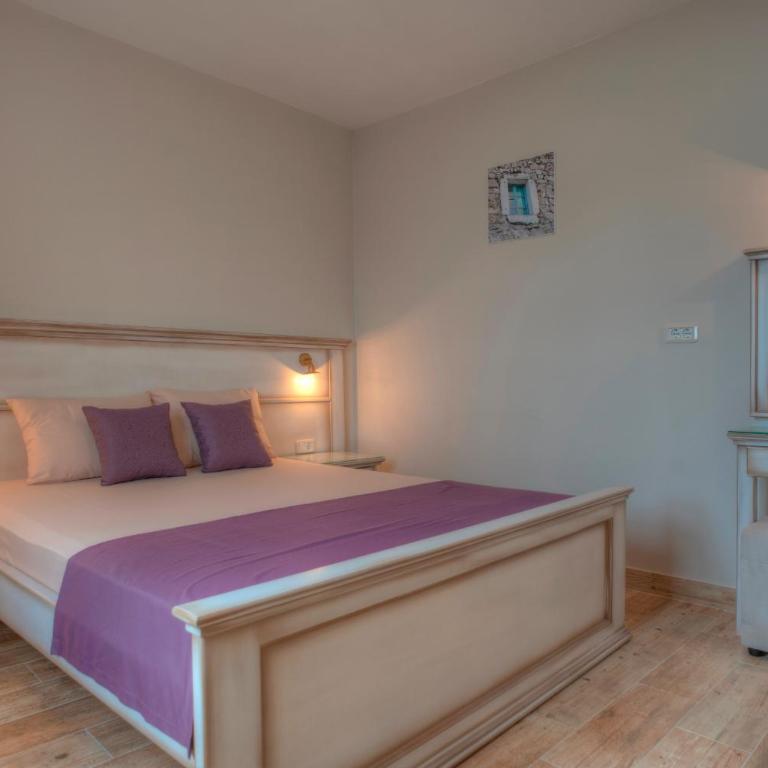 Piazza Apartments 1 - Superior One-Bedroom Apartment - 12