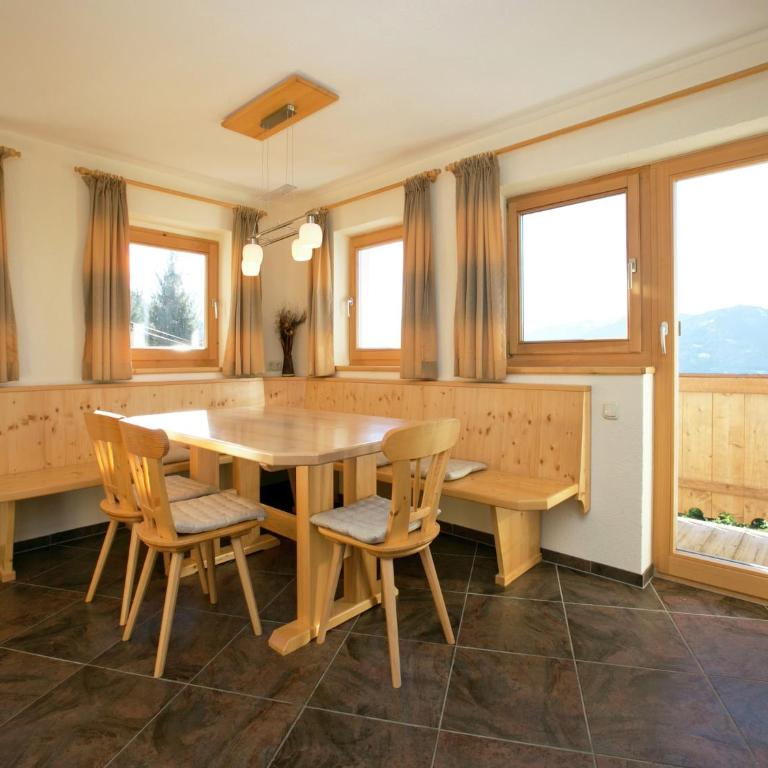 Chalet in Hopfgarten - Superior Chalet - 3