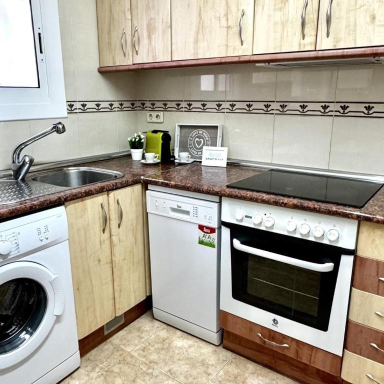 APARTBEACH CYE 6 42 con VISTA LATERAL MAR - Apartamento - 17