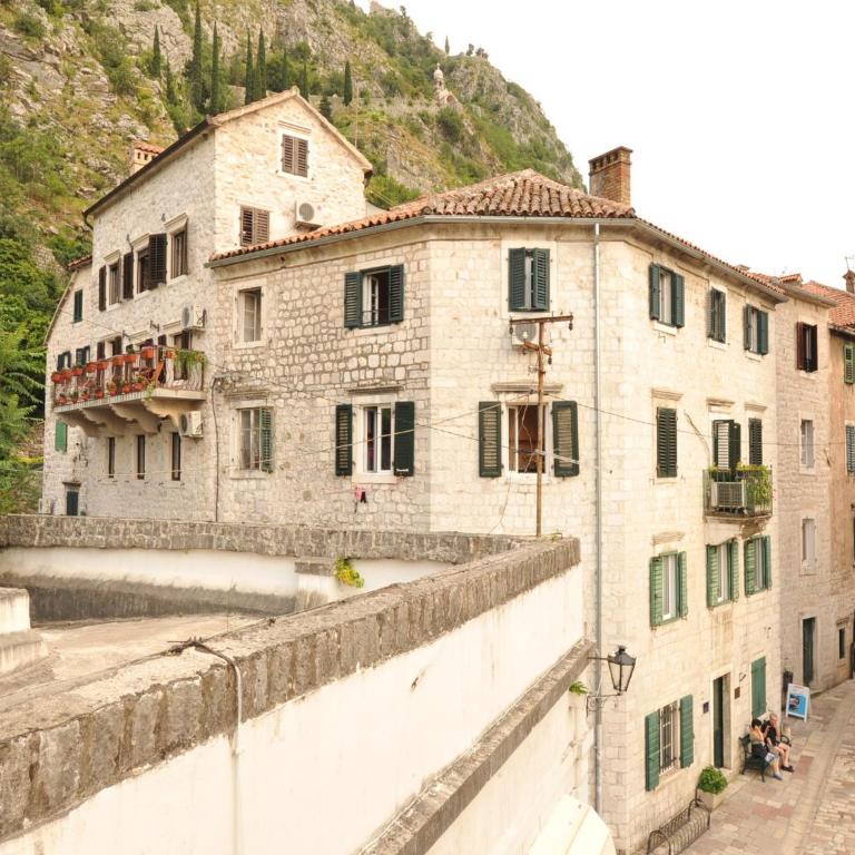 Una apartments - Apartment with Terrace - 15