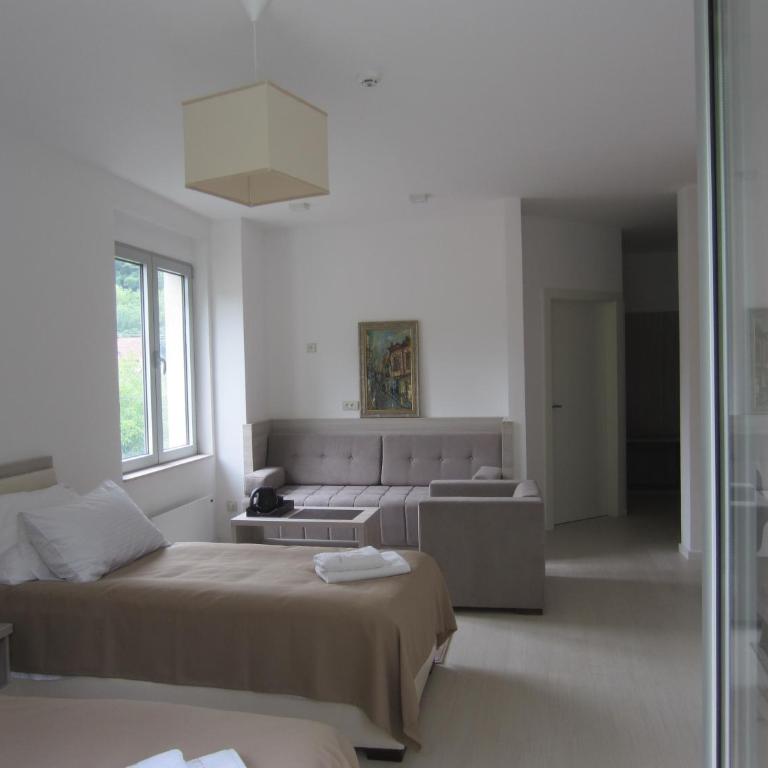 Villa Otava Lux SPA - Porodična Soba - 17