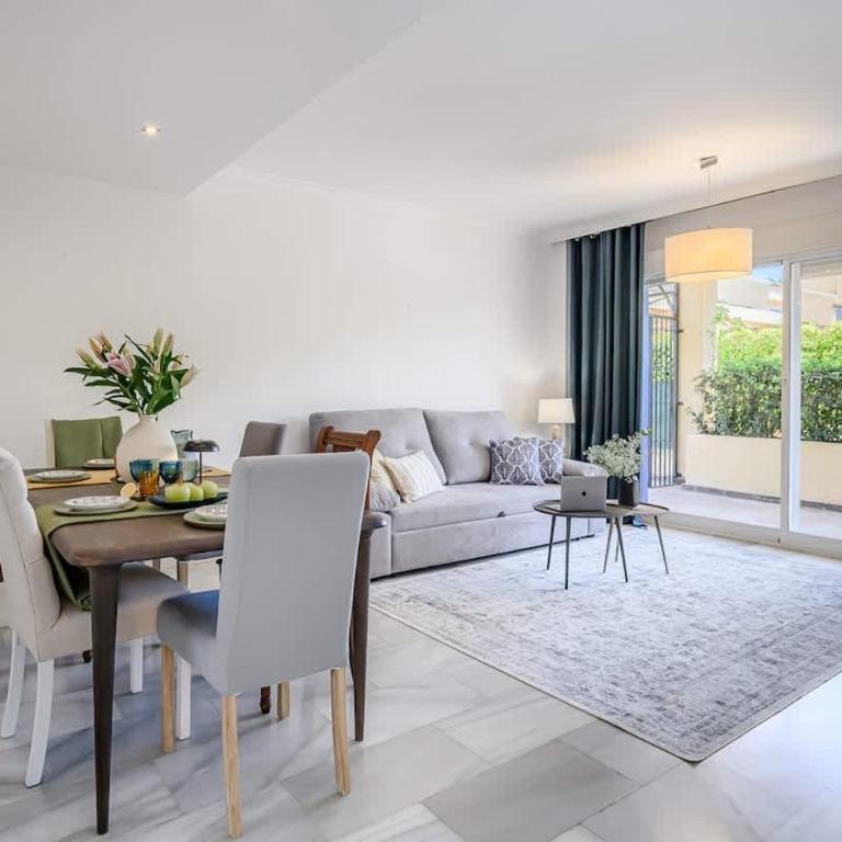 Domillion new refurb 3bdr 2bath beach house AZ111 - Casa - 3