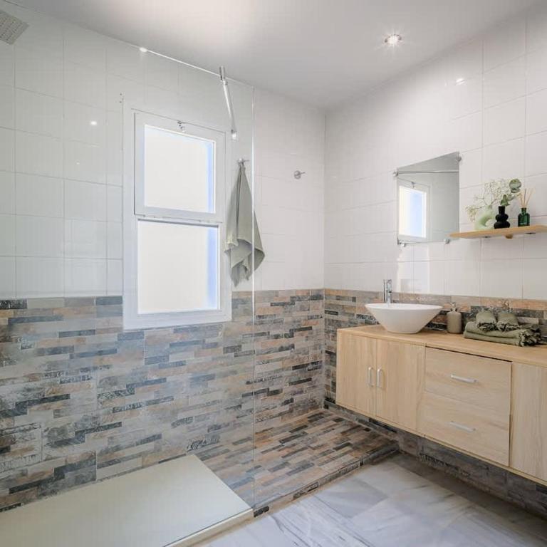 Domillion new refurb 3bdr 2bath beach house AZ111 - Casa - 32