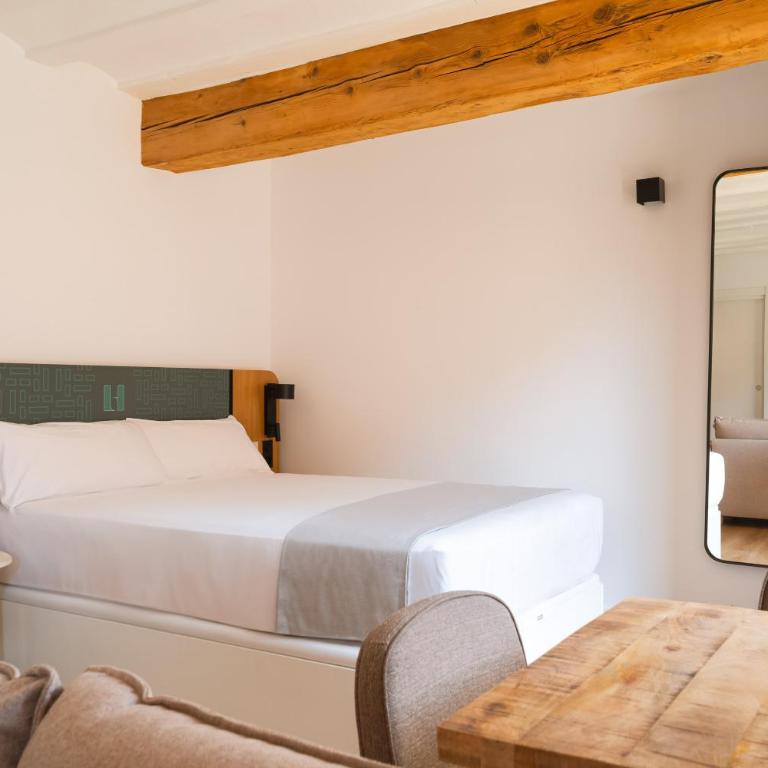 Limehome Pamplona Hilarión Eslava - Studio Wheelchair Accessible - 7
