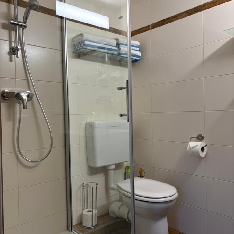 Gästezimmer Schupanez - Chambre Double avec Salle de Bains - 11