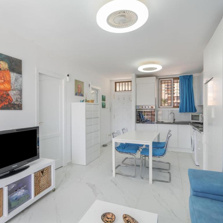 Apto Feliz-Los Cristianos Beach, Pool & Center - Apartamento de 1 dormitorio - 5