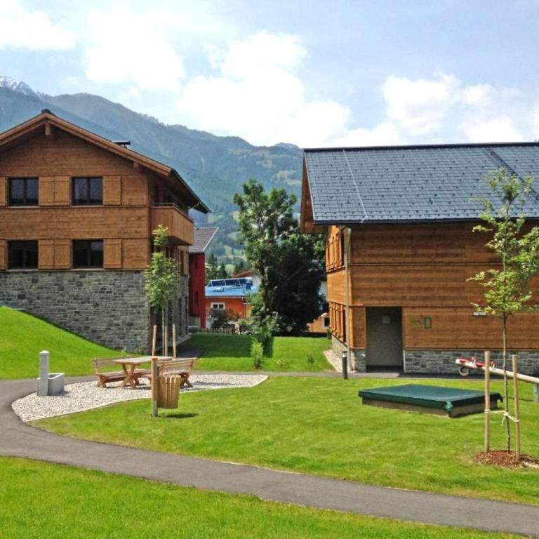 AlpinPark Chalet mit Swimmingpool, Sonnenloggia und Kamin - Großglockner Resort Matrei - Apartment mit 3 Schlafzimmern und Bergblick - 5