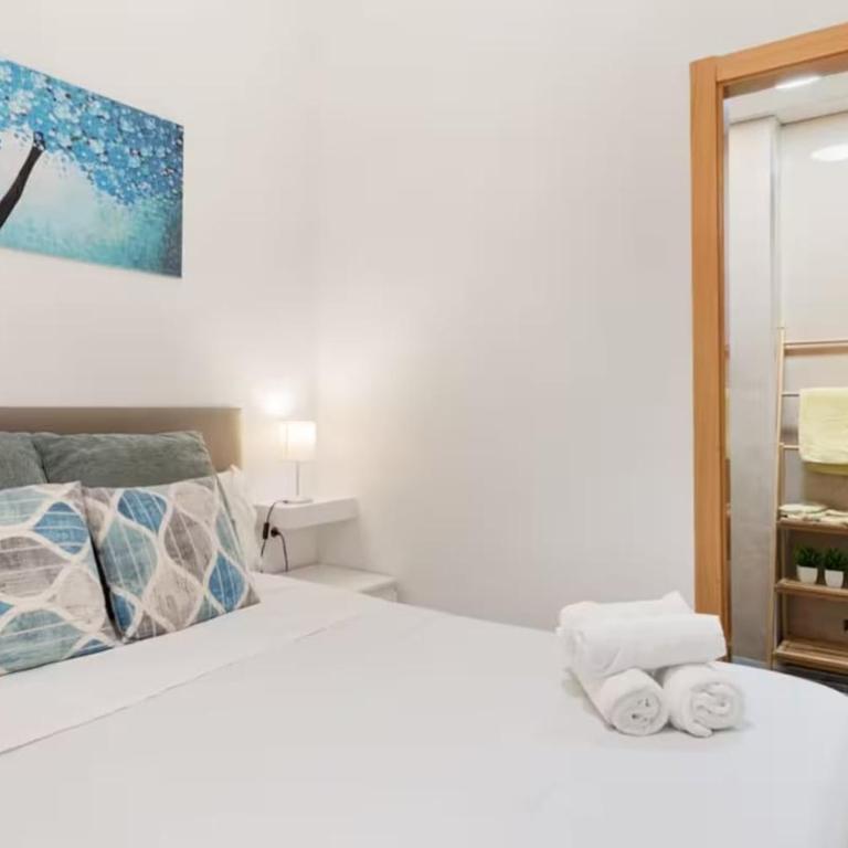 Central Studio, 3 min to Calle Larios, Ideal for Exploring Málaga - Apartamento de 1 dormitorio - 9