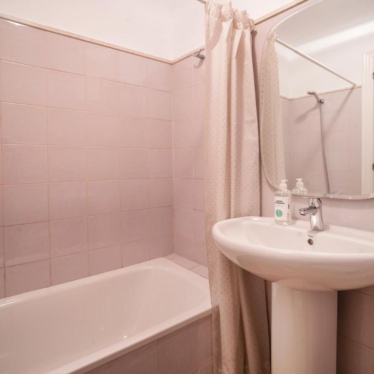 VLC HOST - Linterna - Two-Bedroom Apartment - 66