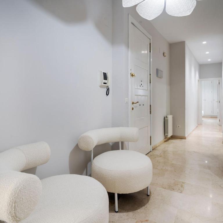 VLC HOST - Linterna - Two-Bedroom Apartment - 68