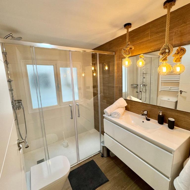 Buba Boutique - Three-Bedroom Apartment - 14