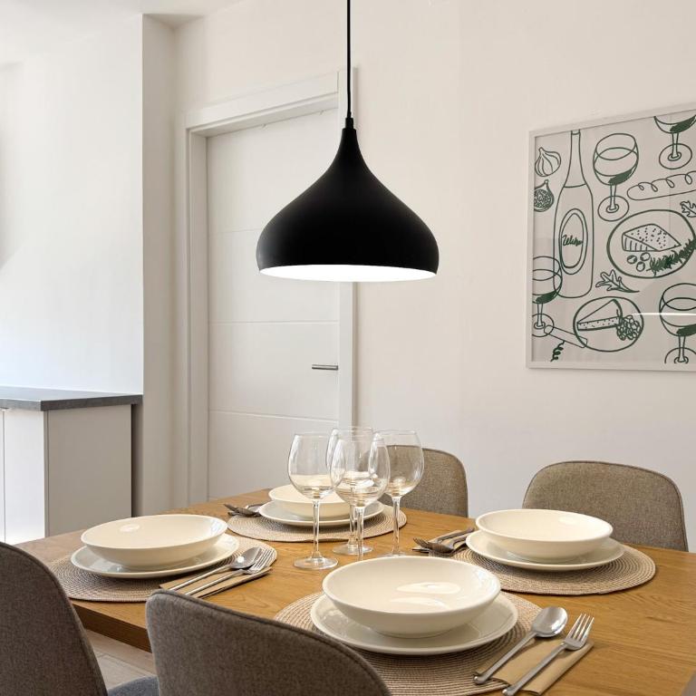Bright modern apartment, 100m from Sarajevo City Hall & Old Town - Apartman sa 2 Spavaće Sobe - 5