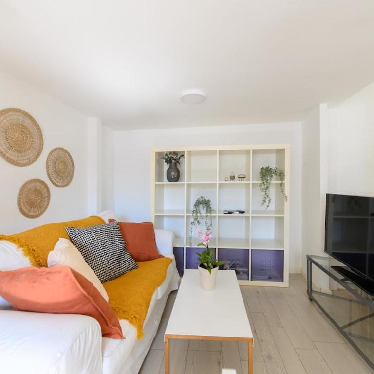 1 bedroom loft apartment in the center Temporal SVI154 - One-Bedroom Apartment - 19