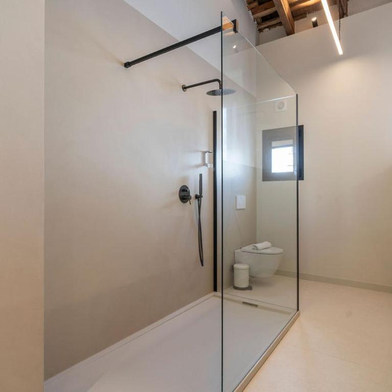 VLC Host - Martí Apartments - Four-Bedroom Apartment - 10