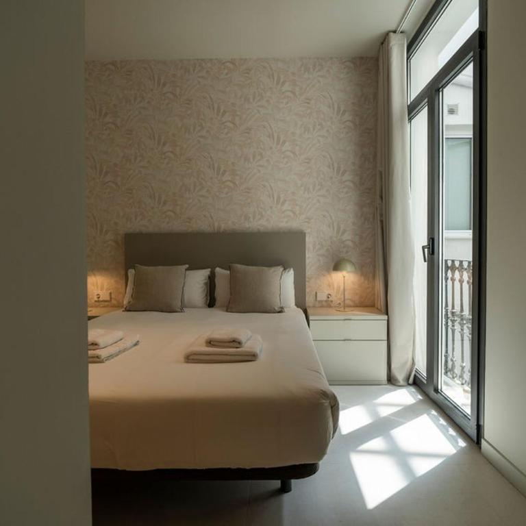 VLC Host - Martí Apartments - Four-Bedroom Apartment - 18