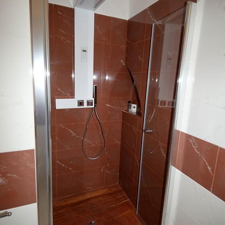 Il Casanova - Deluxe Double Room with Balcony - 14