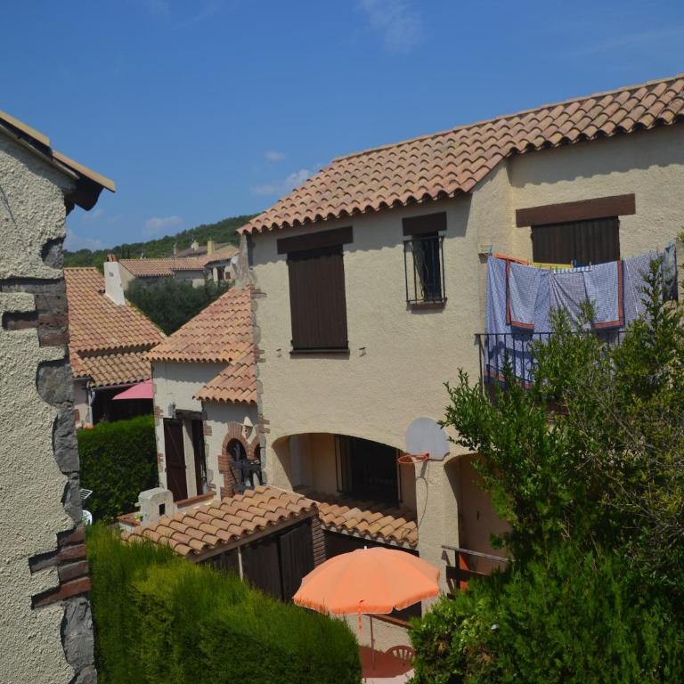 Holiday Home in Torre Gran near Beach - Two-Bedroom Holiday Home - 5