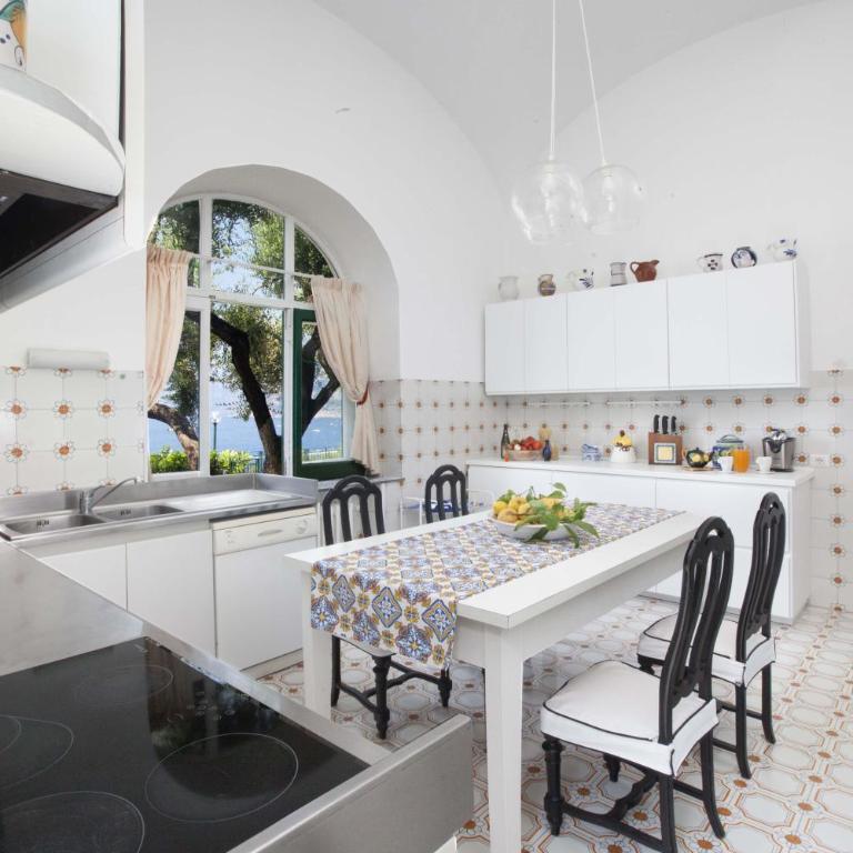 Amore Rentals - Villa Lo Scoglio - Villa Fronte Spiaggia - 13