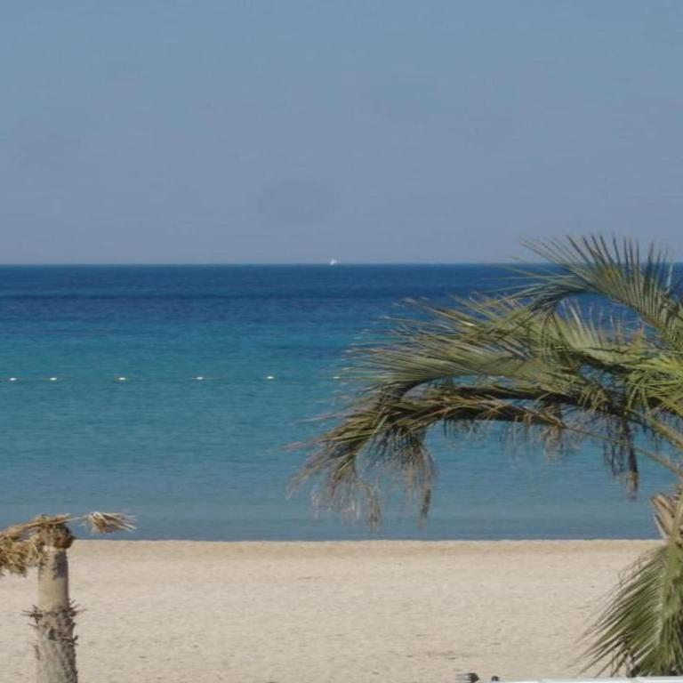 Holiday Home in Six-Fours near Beach - Ferienhaus mit 3 Schlafzimmern - 40