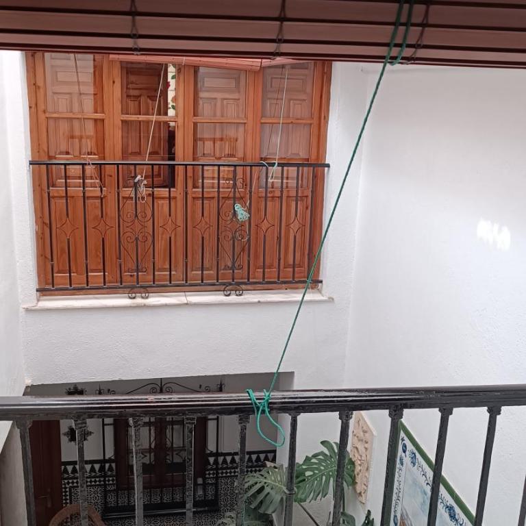 Piso céntrico cerca de Catedral y Plaza Bib-Rambla - Three-Bedroom Apartment - 14