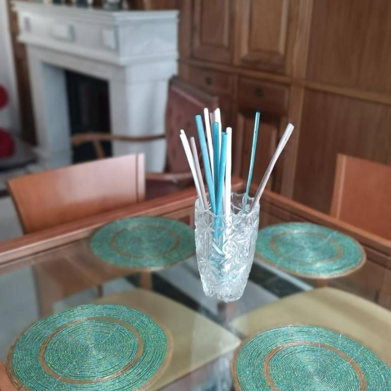 Piso céntrico cerca de Catedral y Plaza Bib-Rambla - Three-Bedroom Apartment - 55