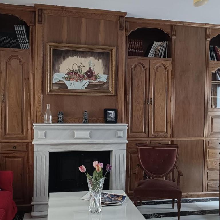 Piso céntrico cerca de Catedral y Plaza Bib-Rambla - Three-Bedroom Apartment - 47