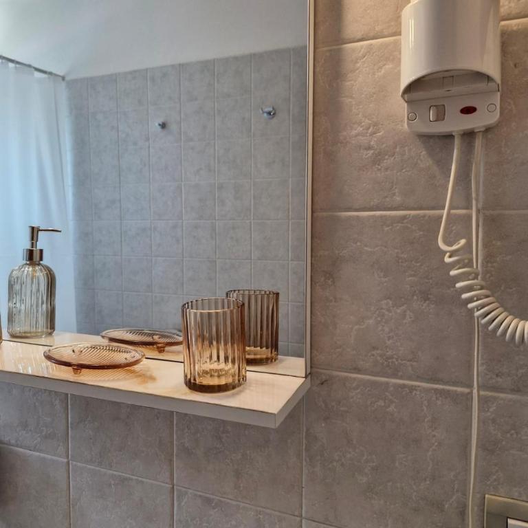 Angela s corner - Two-Bedroom Apartment - 14