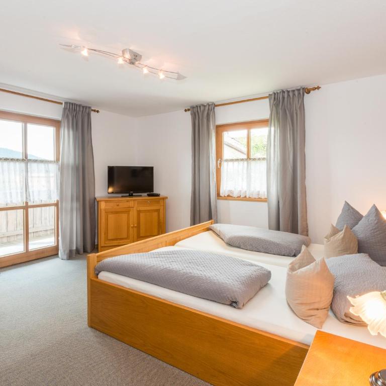 Pension Landhaus Koller - Adults only - Double Room with Balcony - 7