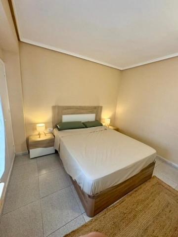 1st Line Beach Direct Access Private Parking - Apartment - 18