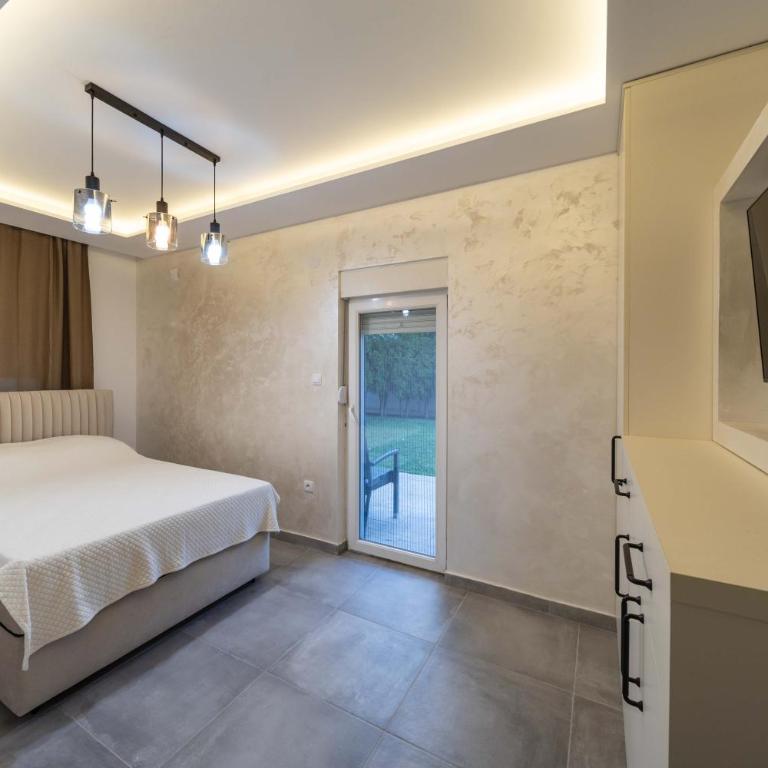Anja D Apartments - One-Bedroom Apartment - 3