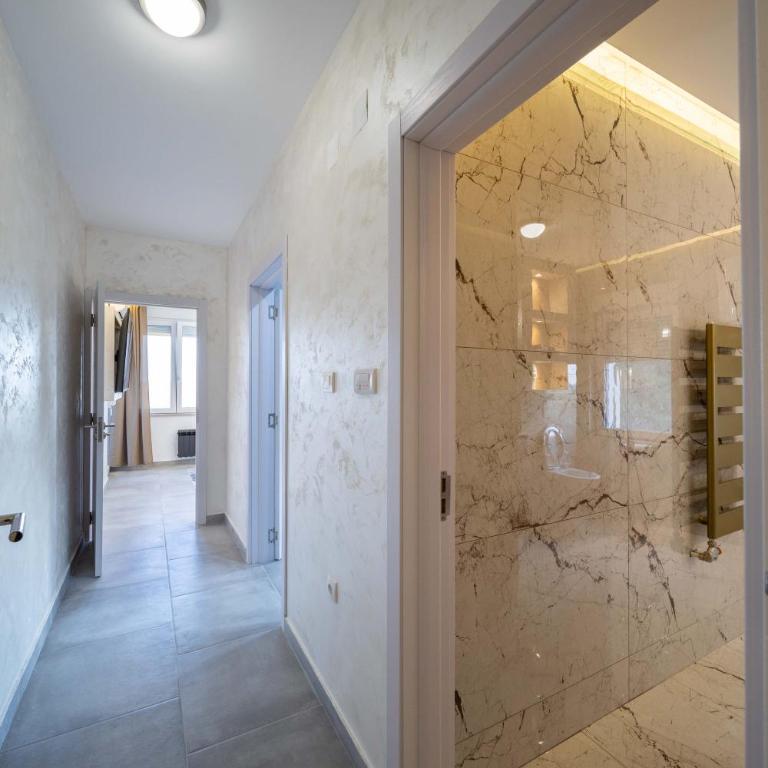 Anja D Apartments - One-Bedroom Apartment - 22