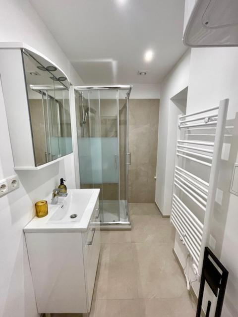Moderne Stadtwohnung nähe Stadthalle - One-Bedroom Apartment - 8