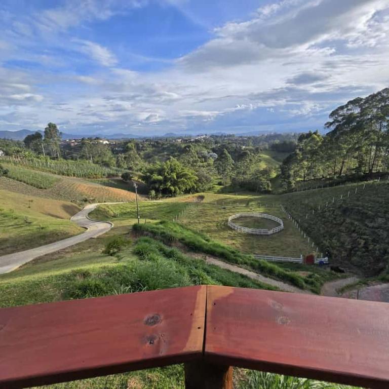Luxurious country cabin, BBQ, Jacuzzi, TV, WiFi - Casa con 1 dormitorio - 7