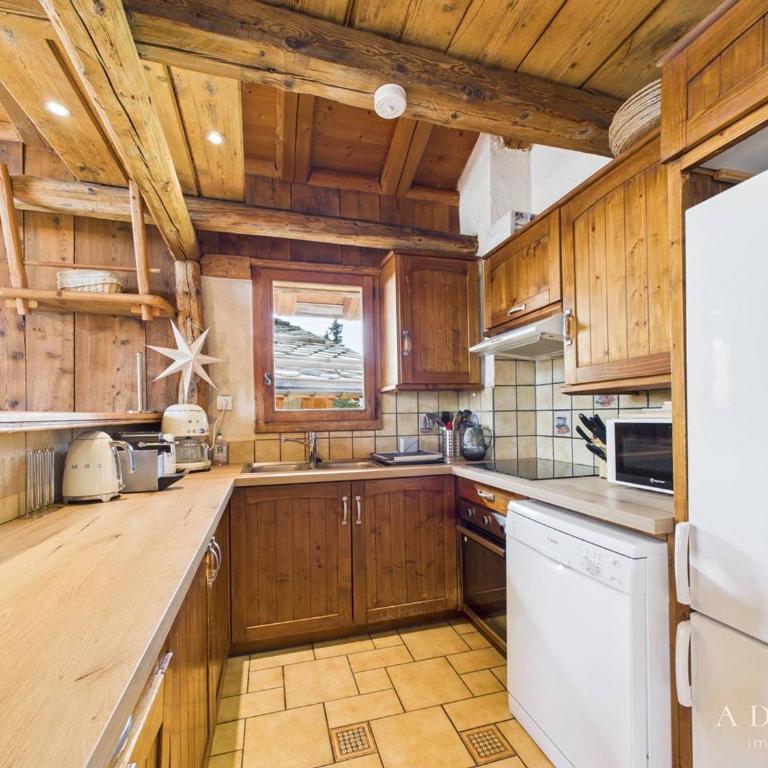 Appartement skis aux pieds 160m² pour 14 pers, 5 ch, parking, cheminée, WiFi - FR-1-398-681 - Apartment - 6