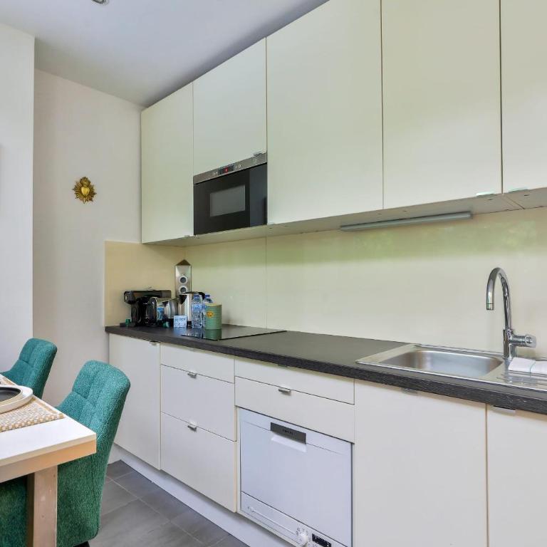 Sublime studio avec patio - Montorgueil - One-Bedroom Apartment - 20